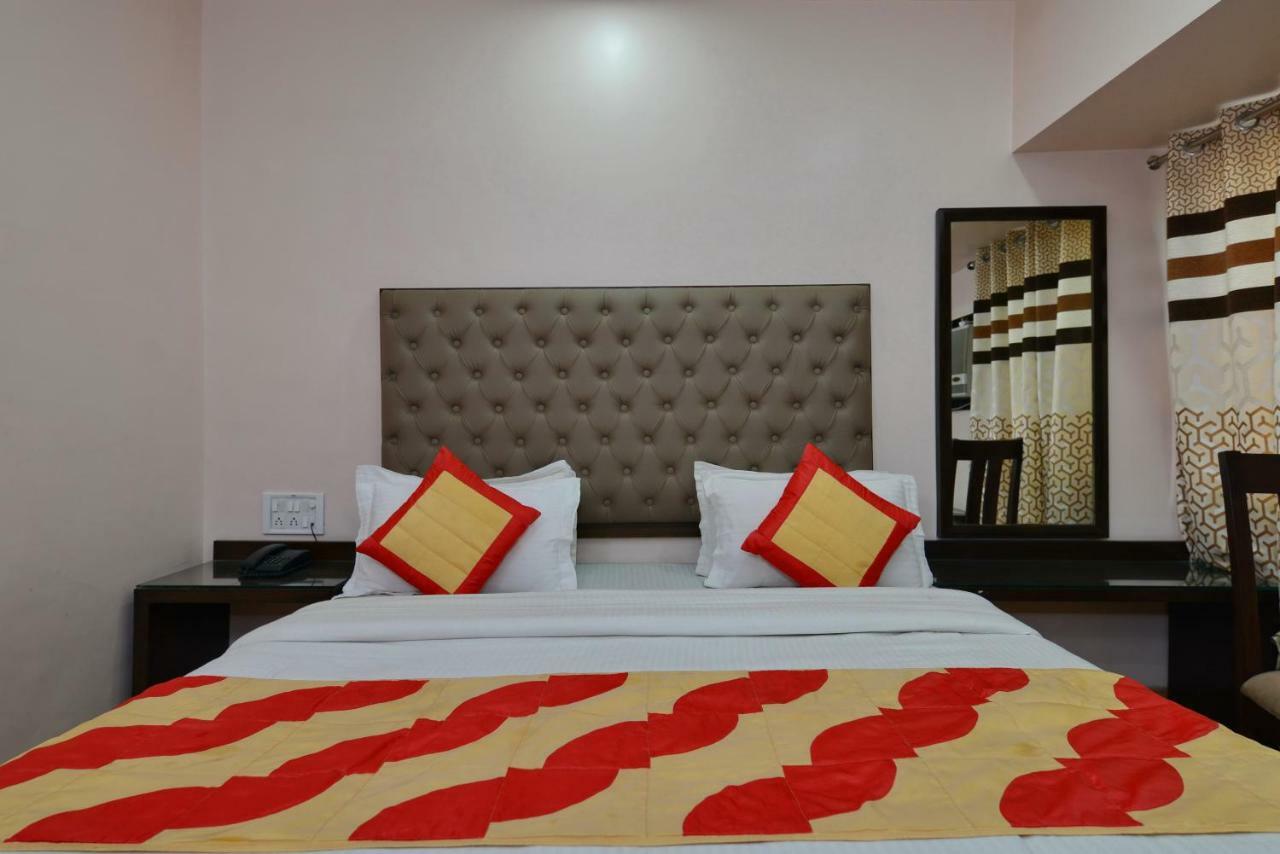 Hotel Kabeer New Delhi @ New Delhi Railway Station Exterior foto