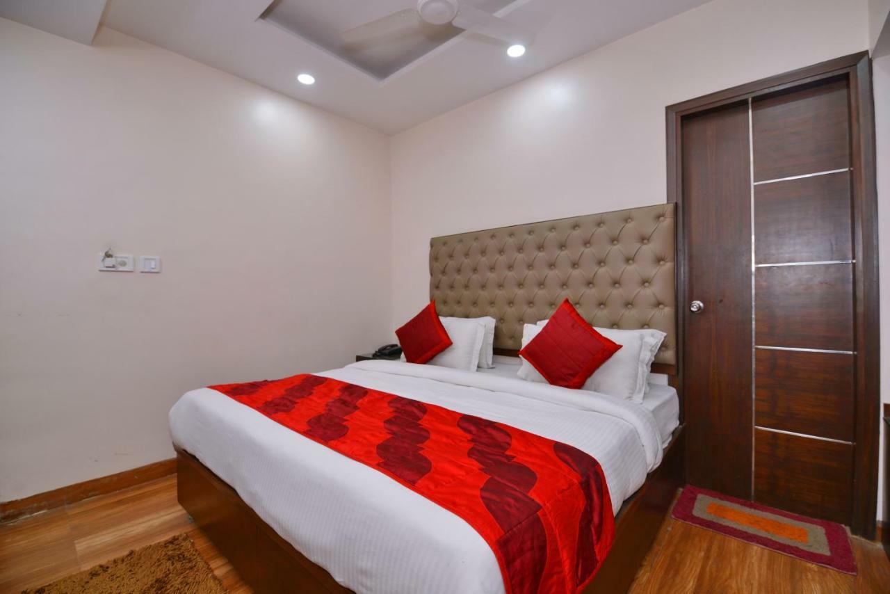 Hotel Kabeer New Delhi @ New Delhi Railway Station Exterior foto
